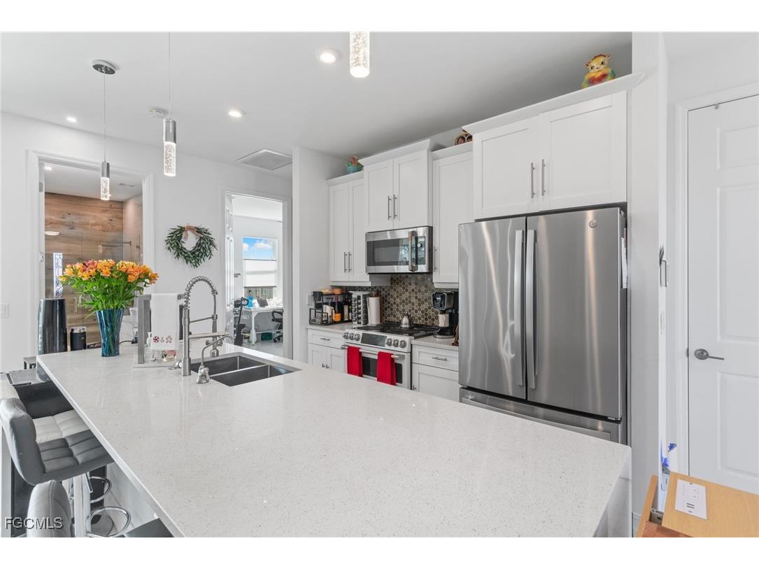 2617 42nd Street SW Lehigh Acres FL 33976 2025023671 image12