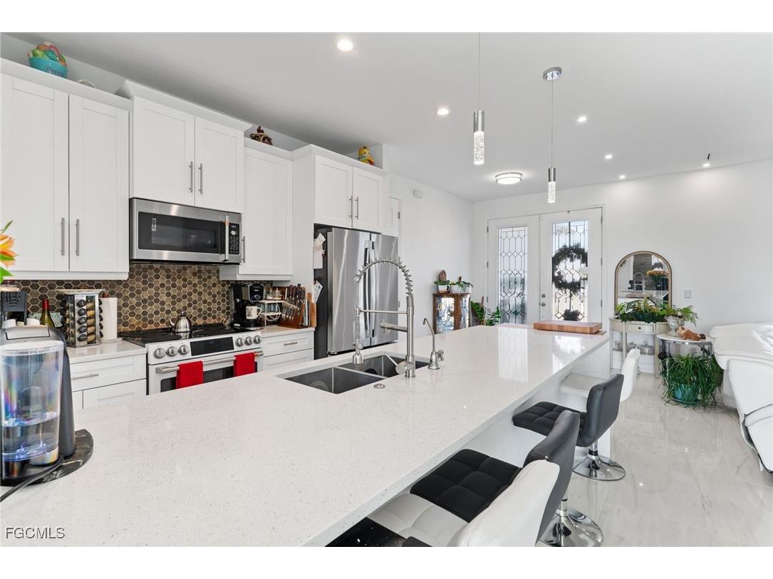 2617 42nd Street SW Lehigh Acres FL 33976 2025023671 image14