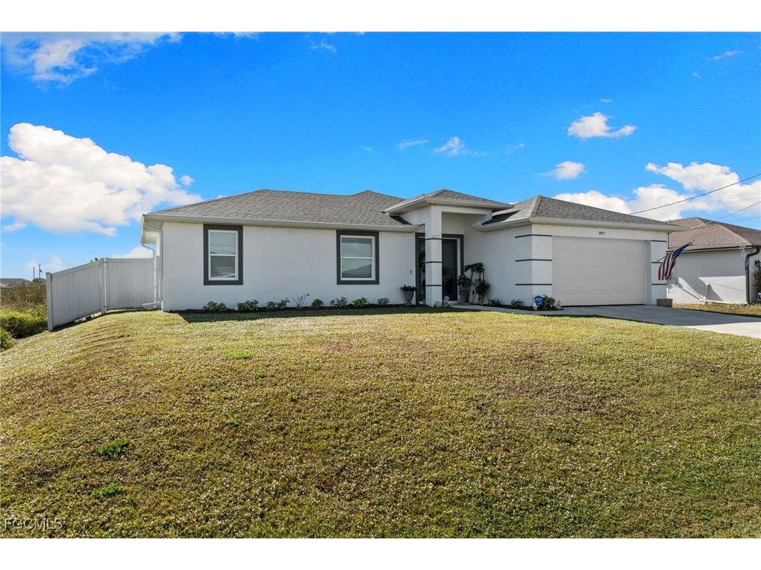 2617 42nd Street SW Lehigh Acres FL 33976 2025023671 image2