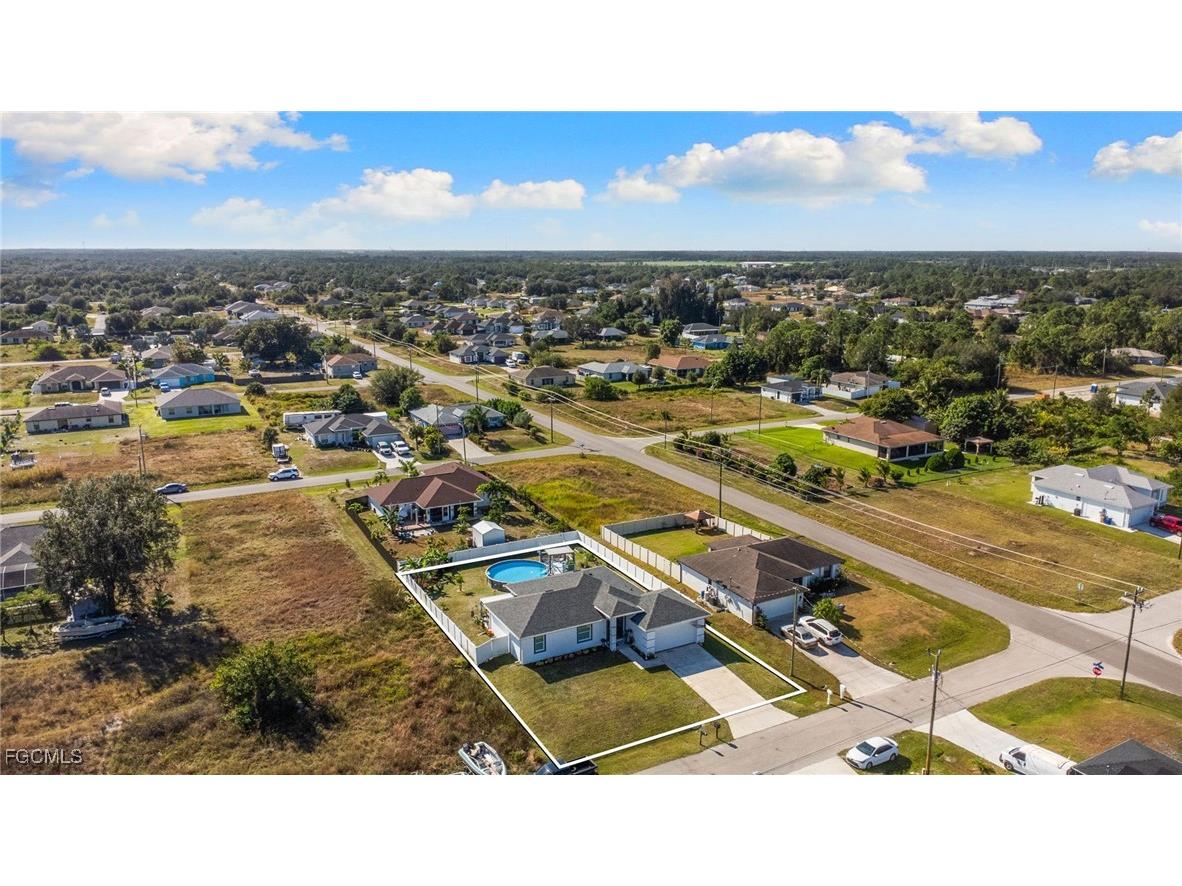 2617 42nd Street SW Lehigh Acres FL 33976 2025023671 image41