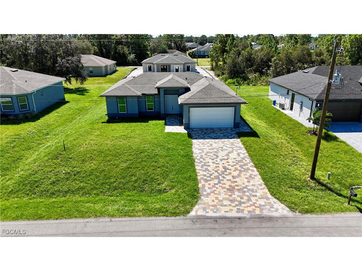 2617 44th Street W Lehigh Acres FL 33971 2025015533 image3