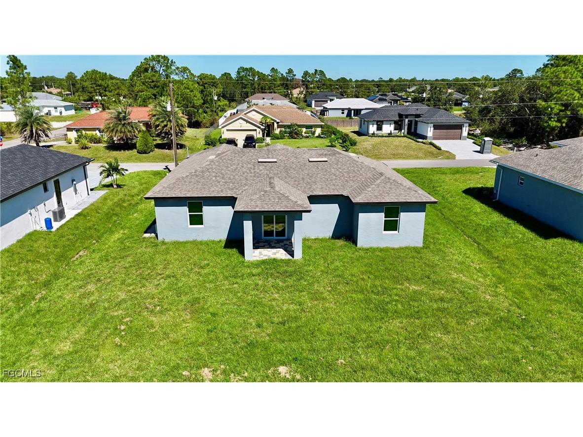 2617 44th Street W Lehigh Acres FL 33971 2025015533 image7