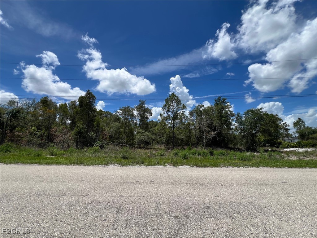 2617 52 Street SW Lehigh Acres FL 33976 2026006391 image1
