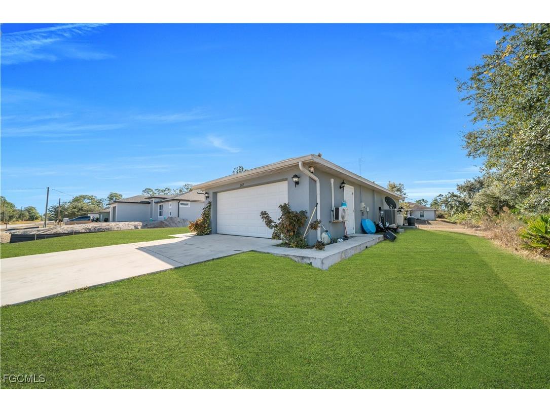 2617 53rd Street W Lehigh Acres FL 33971 2026003285 image46