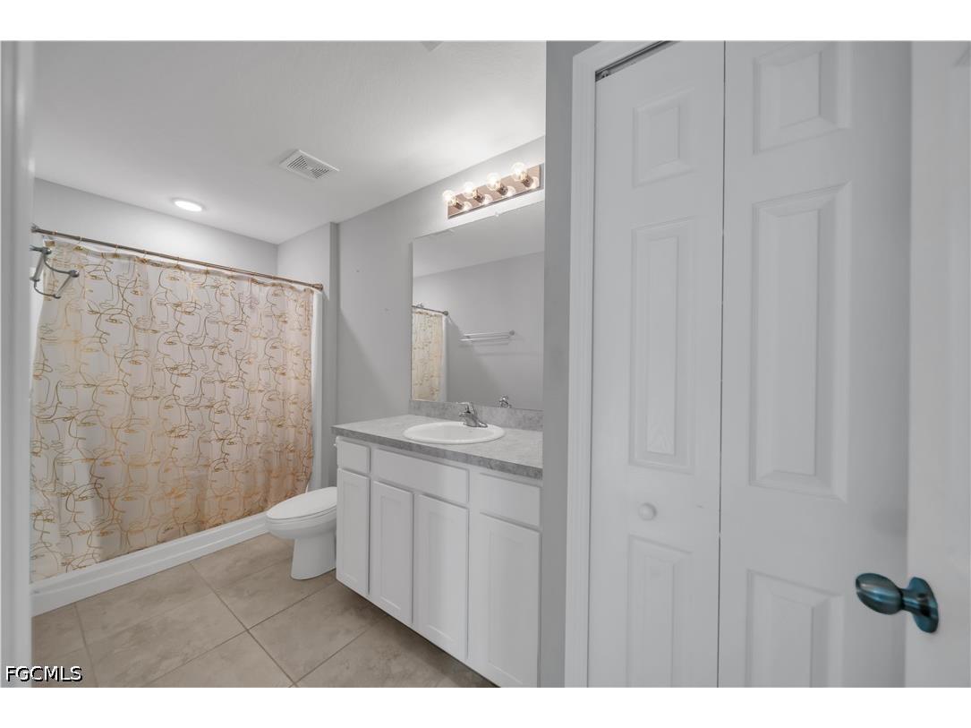 2617 53rd Street W Lehigh Acres FL 33971 2026015610 image12