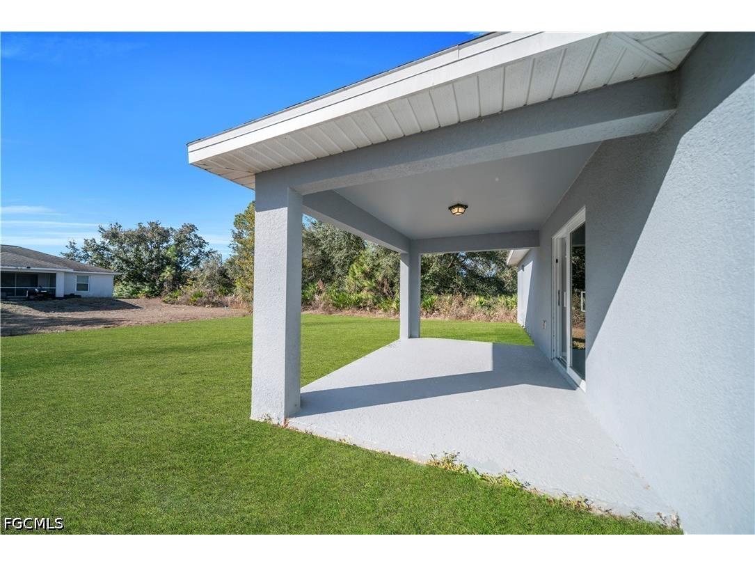 2617 53rd Street W Lehigh Acres FL 33971 2026015610 image15