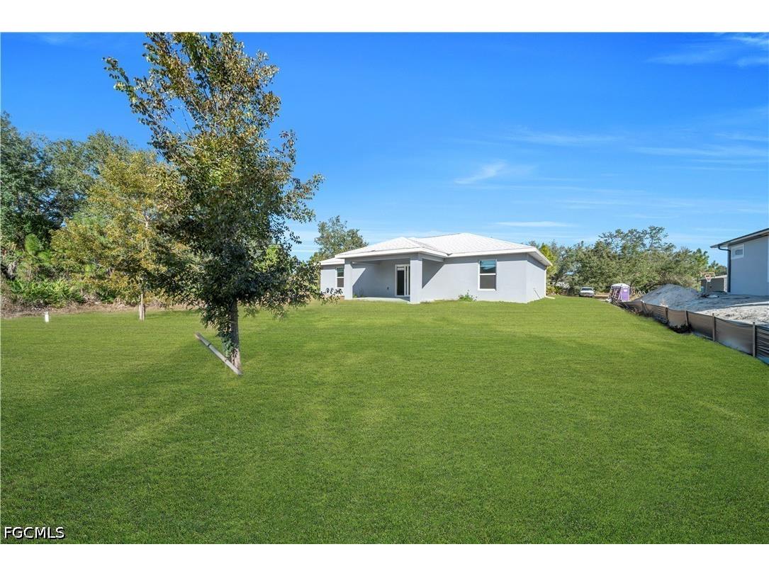 2617 53rd Street W Lehigh Acres FL 33971 2026015610 image16