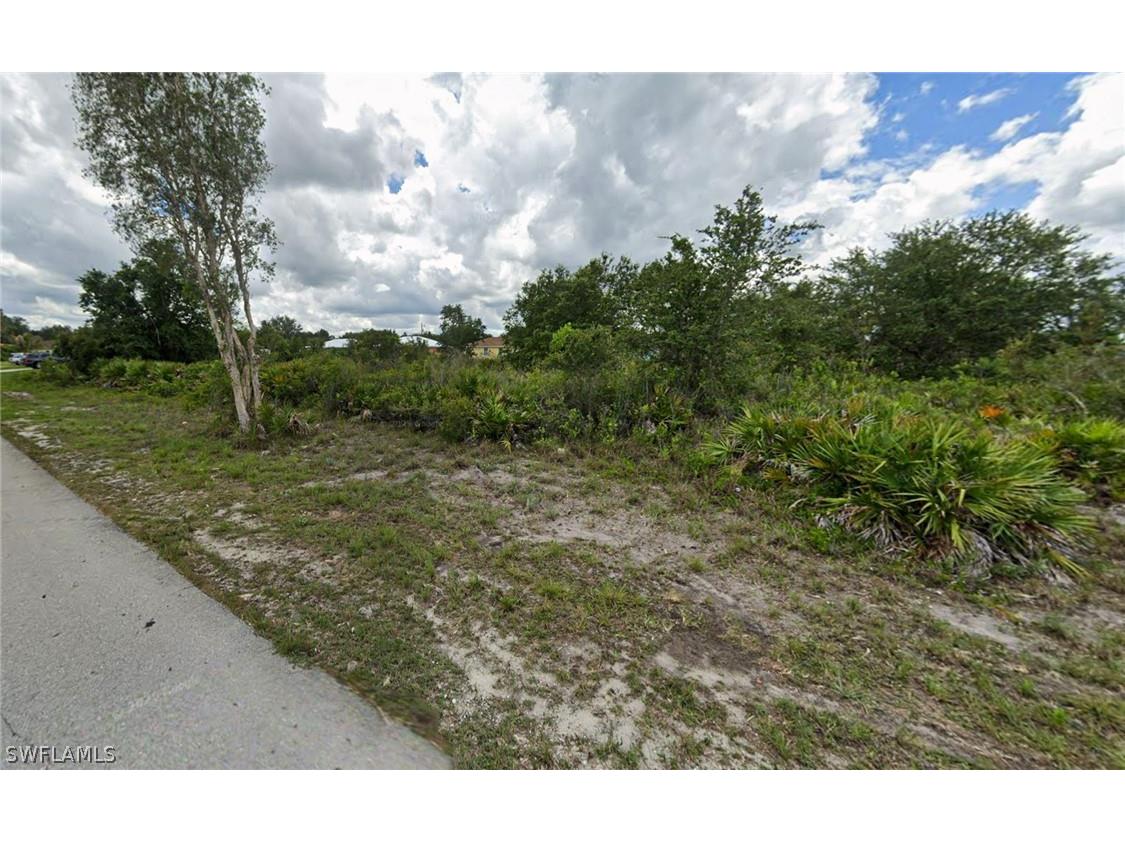 2617 67th Street W Lehigh Acres FL 33971 226006456 image3