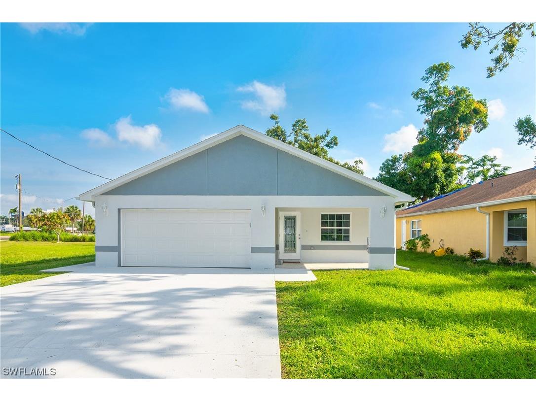 2617 Blake Street Fort Myers FL 33916 223049895 image1