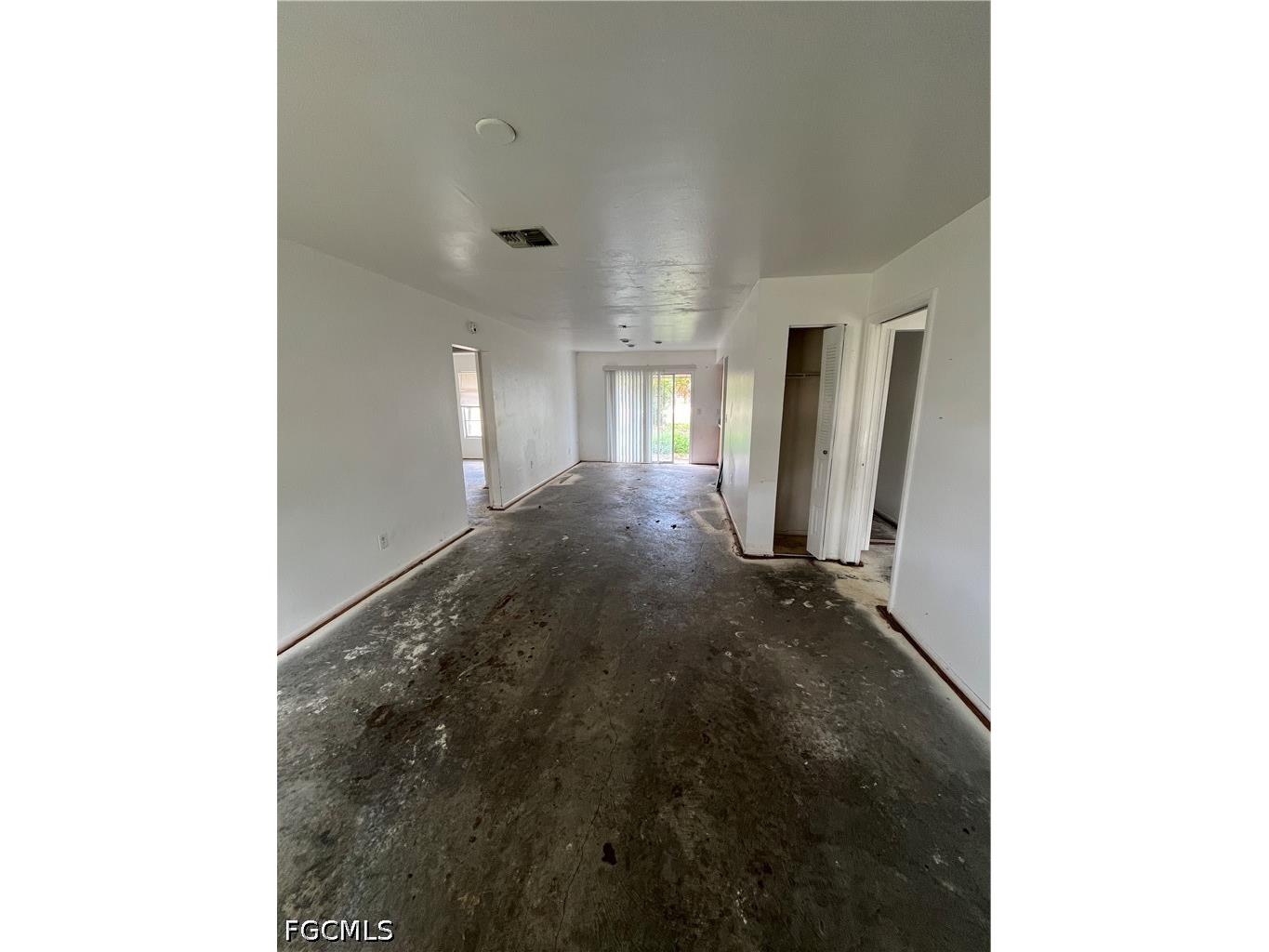 2617 Purslane Drive Fort Myers FL 33905 2026018627 image3