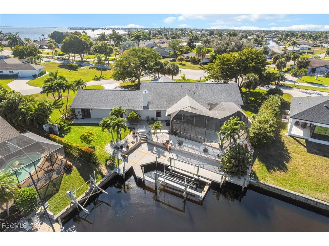 2617 SE 23rd Avenue Cape Coral FL 33904 2026006093 image1
