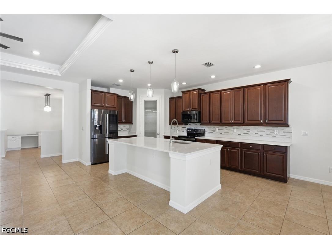 2617 Stonyhill Court Cape Coral FL 33991 2026021949 image21