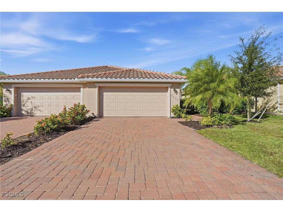 2617 Vine Avenue Naples FL 34120 2025020314 image1