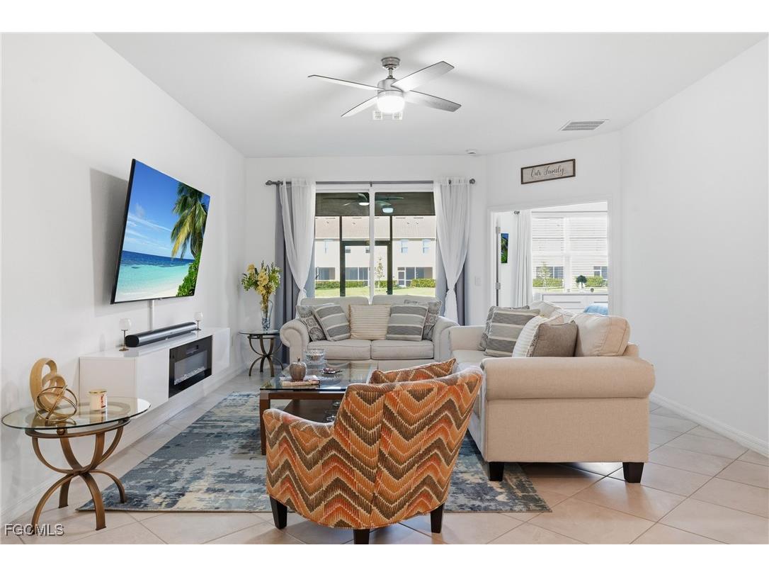 2617 Vine Avenue Naples FL 34120 2025020314 image10