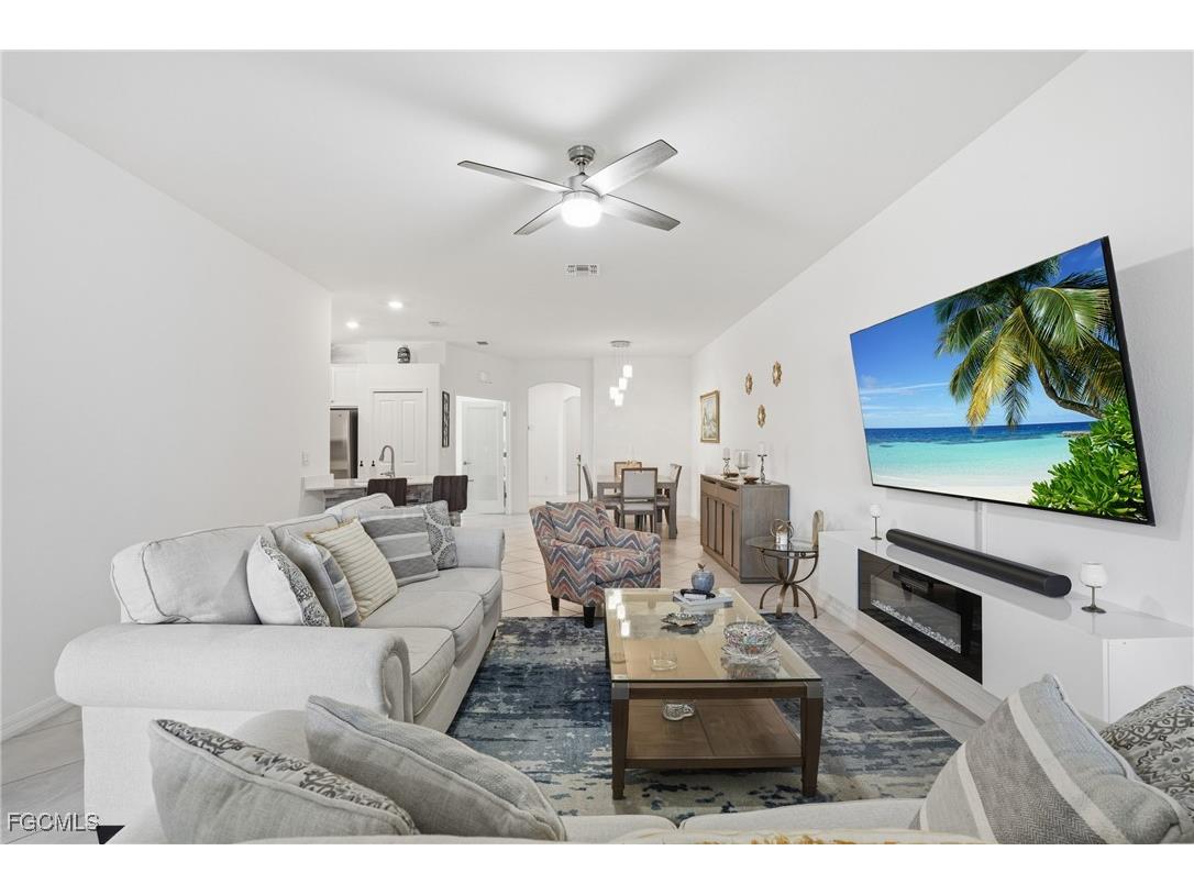 2617 Vine Avenue Naples FL 34120 2025020314 image13