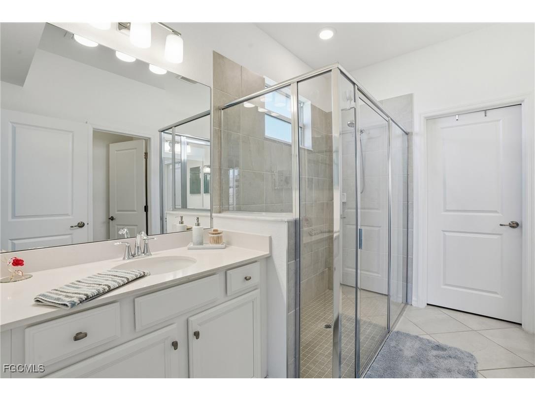 2617 Vine Avenue Naples FL 34120 2025020314 image19