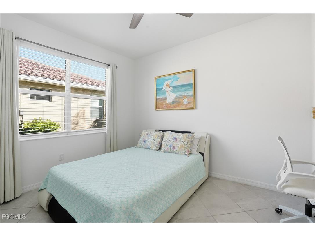 2617 Vine Avenue Naples FL 34120 2025020314 image21