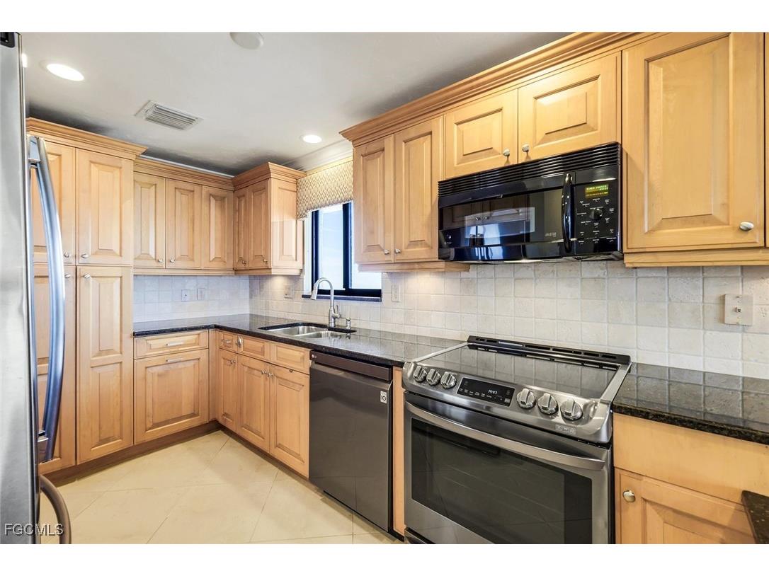 26171 Hickory Boulevard #10A2 Bonita Springs FL 34134 2025024634 image11