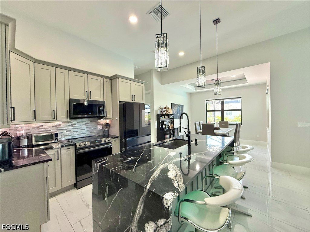 2618 NW 8th Terrace Cape Coral FL 33993 2026017685 image7