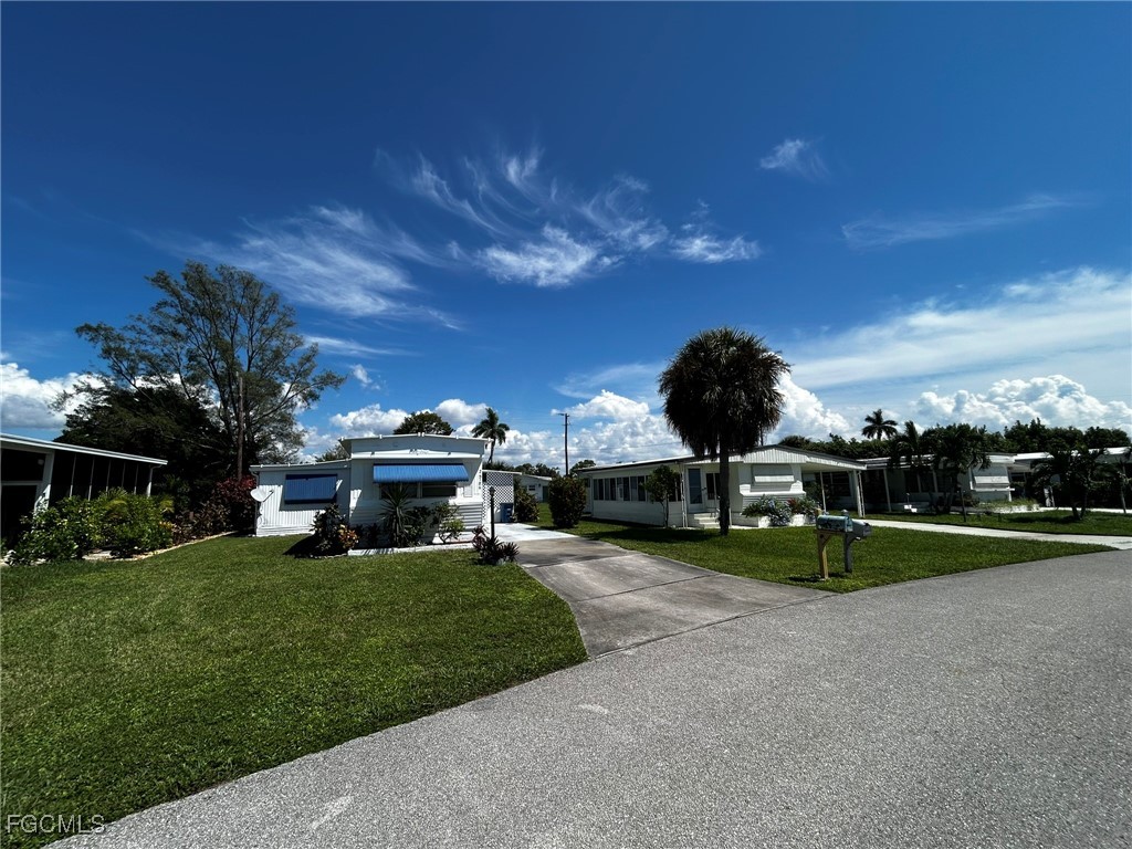 26186 Princess Lane Bonita Springs FL 34135 2025013827 image1