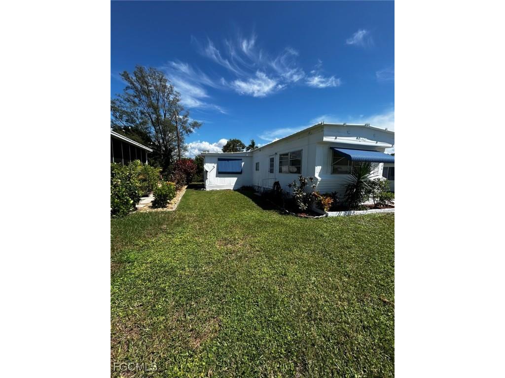 26186 Princess Lane Bonita Springs FL 34135 2025013827 image3