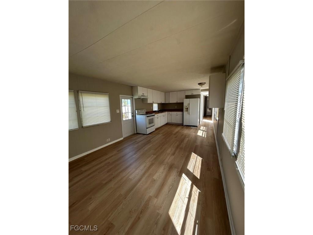 26186 Princess Lane Bonita Springs FL 34135 2025013827 image8