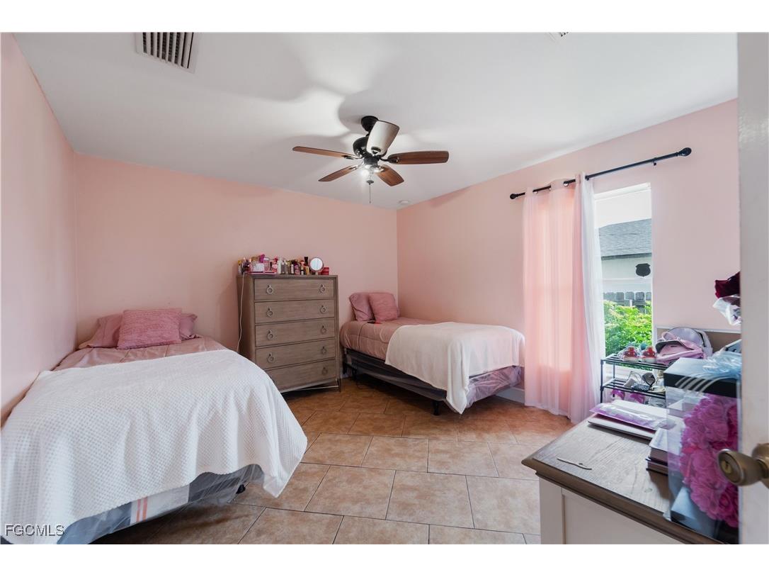 2619 NE 21st Court Cape Coral FL 33909 2025018651 image11