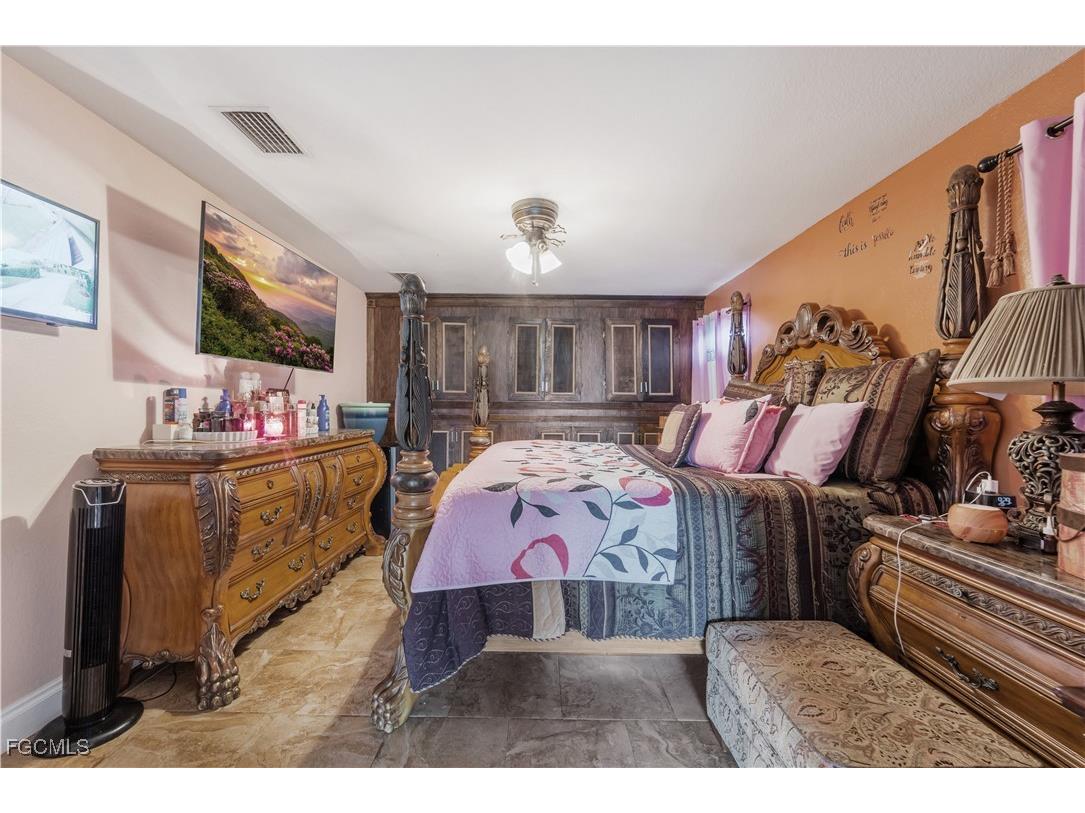 2619 NE 21st Court Cape Coral FL 33909 2025018651 image13