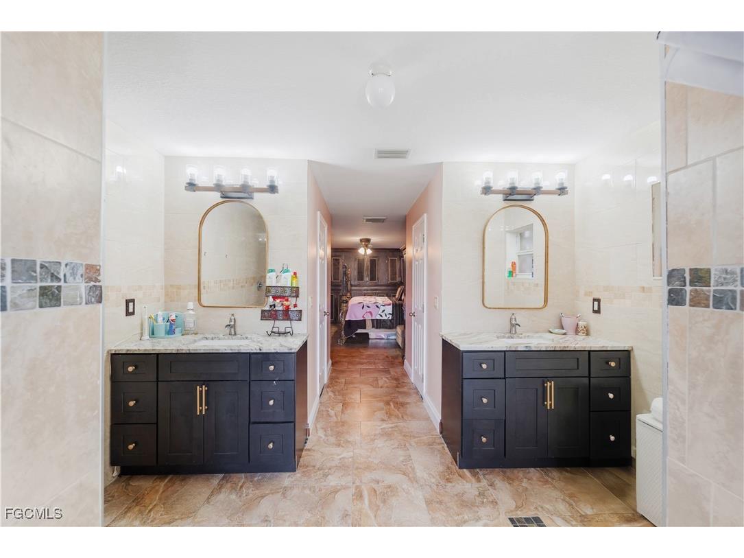 2619 NE 21st Court Cape Coral FL 33909 2025018651 image19