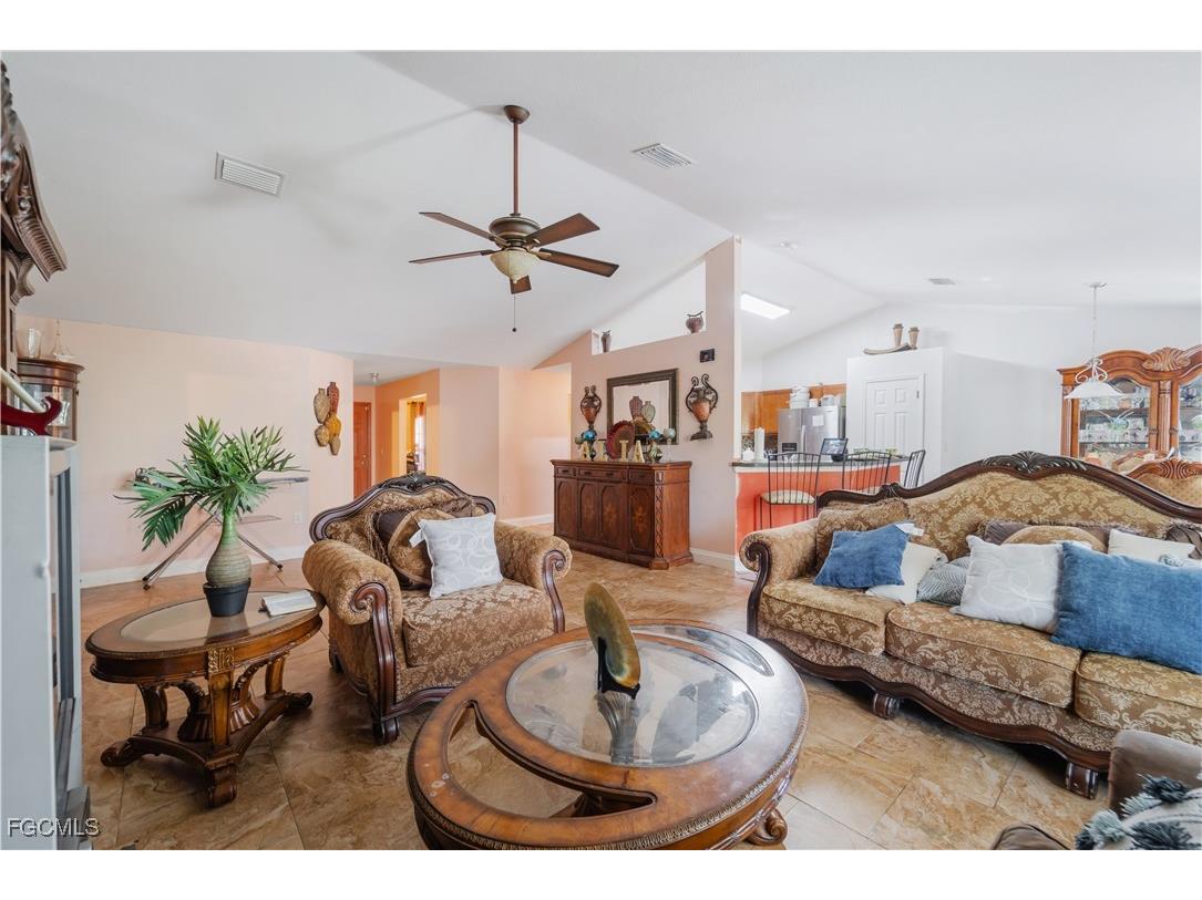 2619 NE 21st Court Cape Coral FL 33909 2025018651 image7