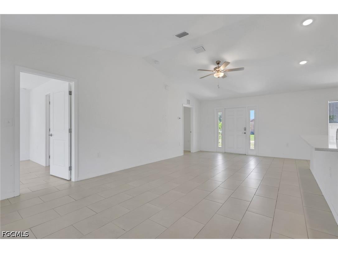 2619 NE 4th Avenue Cape Coral FL 33909 2026017304 image11