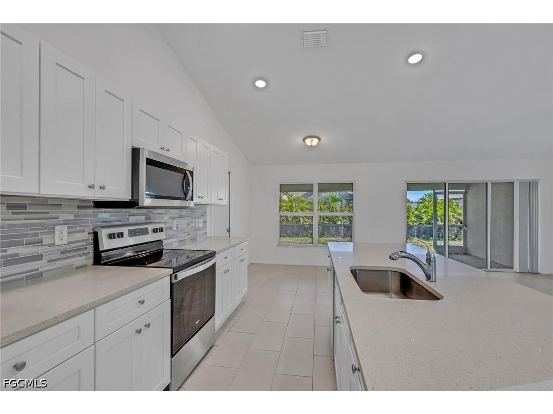 2619 NE 4th Avenue Cape Coral FL 33909 2026017304 image14