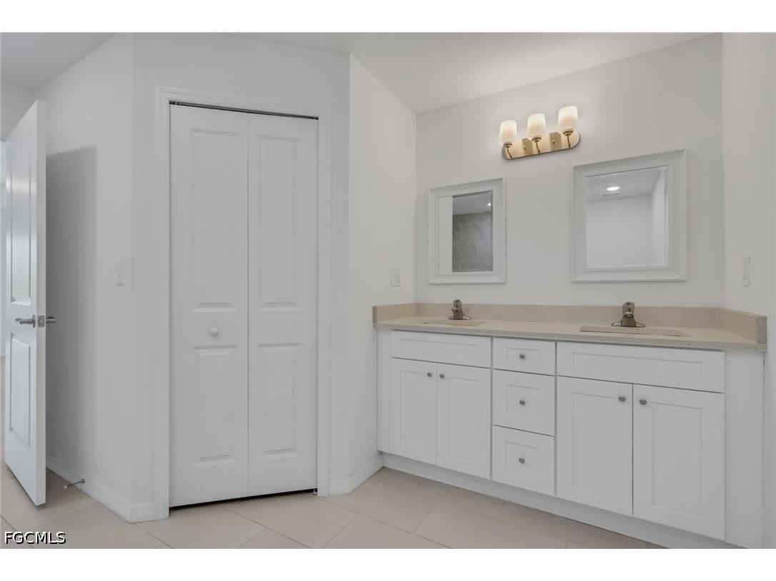 2619 NE 4th Avenue Cape Coral FL 33909 2026017304 image18