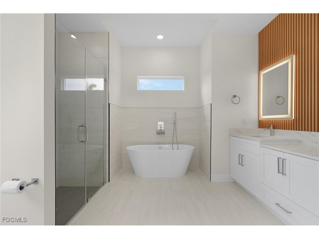 2619 NW 26th Terrace Cape Coral FL 33993 2025019552 image20