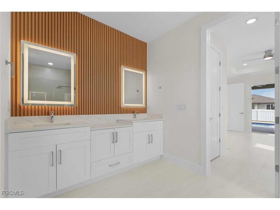 2619 NW 26th Terrace Cape Coral FL 33993 2025019552 image21