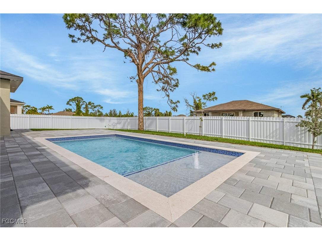 2619 NW 26th Terrace Cape Coral FL 33993 2025019552 image23