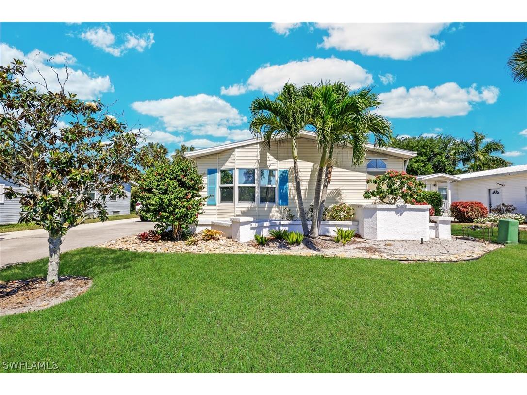 26192 Bonita Fairways Circle Bonita Springs FL 34135 224033179 image1
