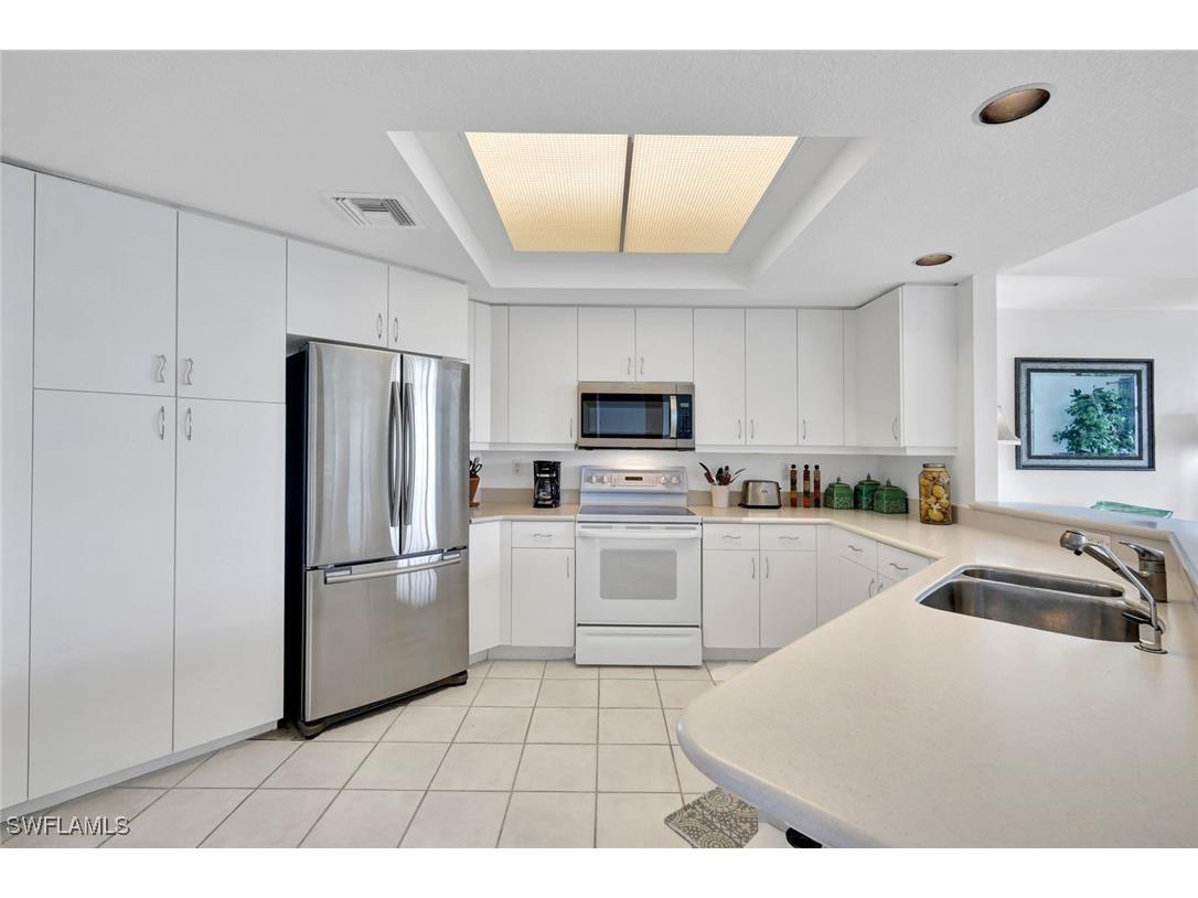 262 Barefoot Beach Boulevard #205 Bonita Springs FL 34134 225077734 image8