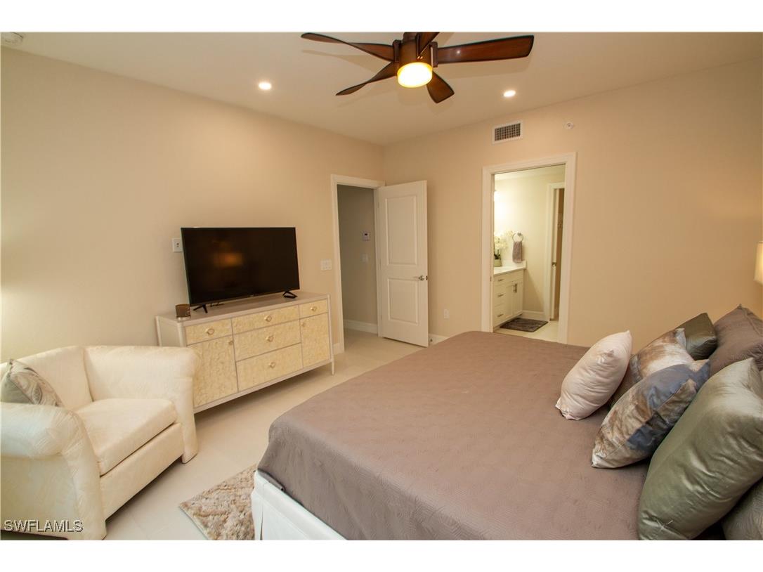 262 Indies Dr #101 Naples FL 34114 225083022 image12