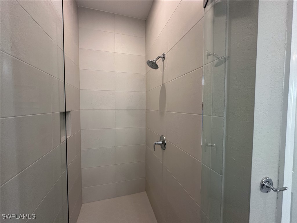 262 Indies Dr #201 Naples FL 34114 225044828 image23