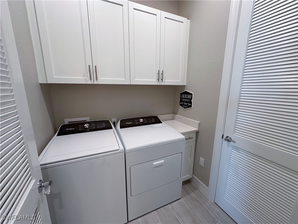 262 Indies Dr #201 Naples FL 34114 225044828 image25