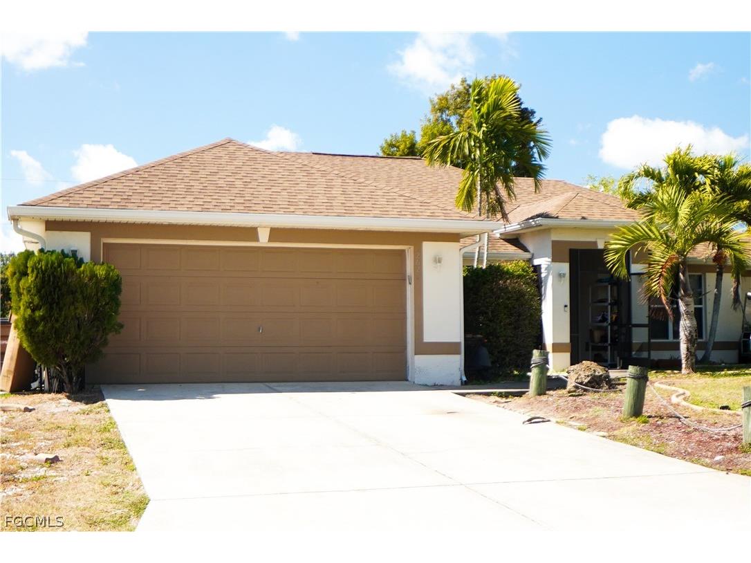 2620 NE 21st Court Cape Coral FL 33909 2026004930 image1