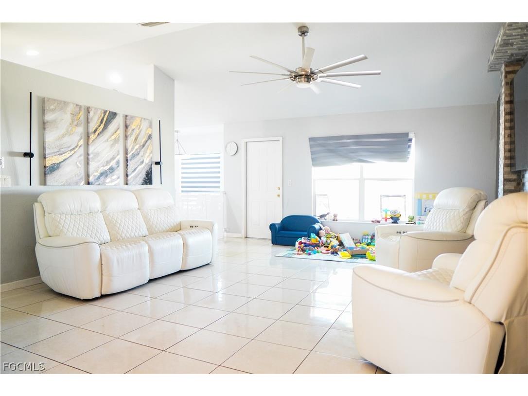 2620 NE 21st Court Cape Coral FL 33909 2026004930 image8