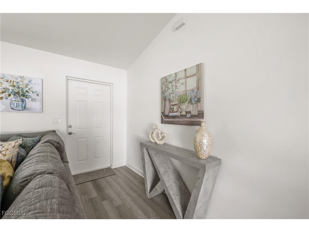 2620 NE 7th Place Cape Coral FL 33909 2025000239 image12