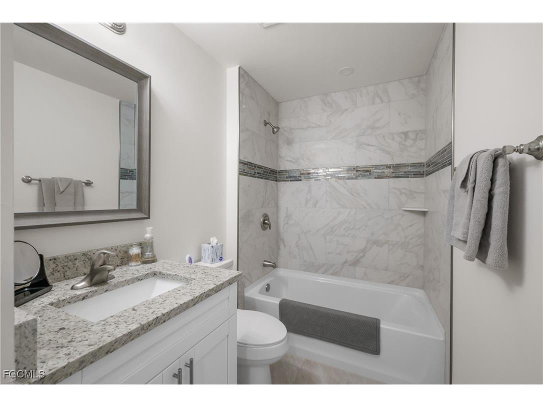 2620 NE 7th Place Cape Coral FL 33909 2025000239 image15