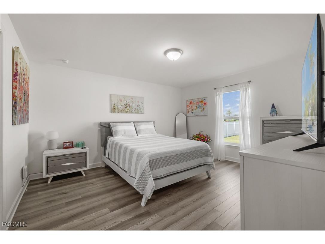 2620 NE 7th Place Cape Coral FL 33909 2025000239 image18