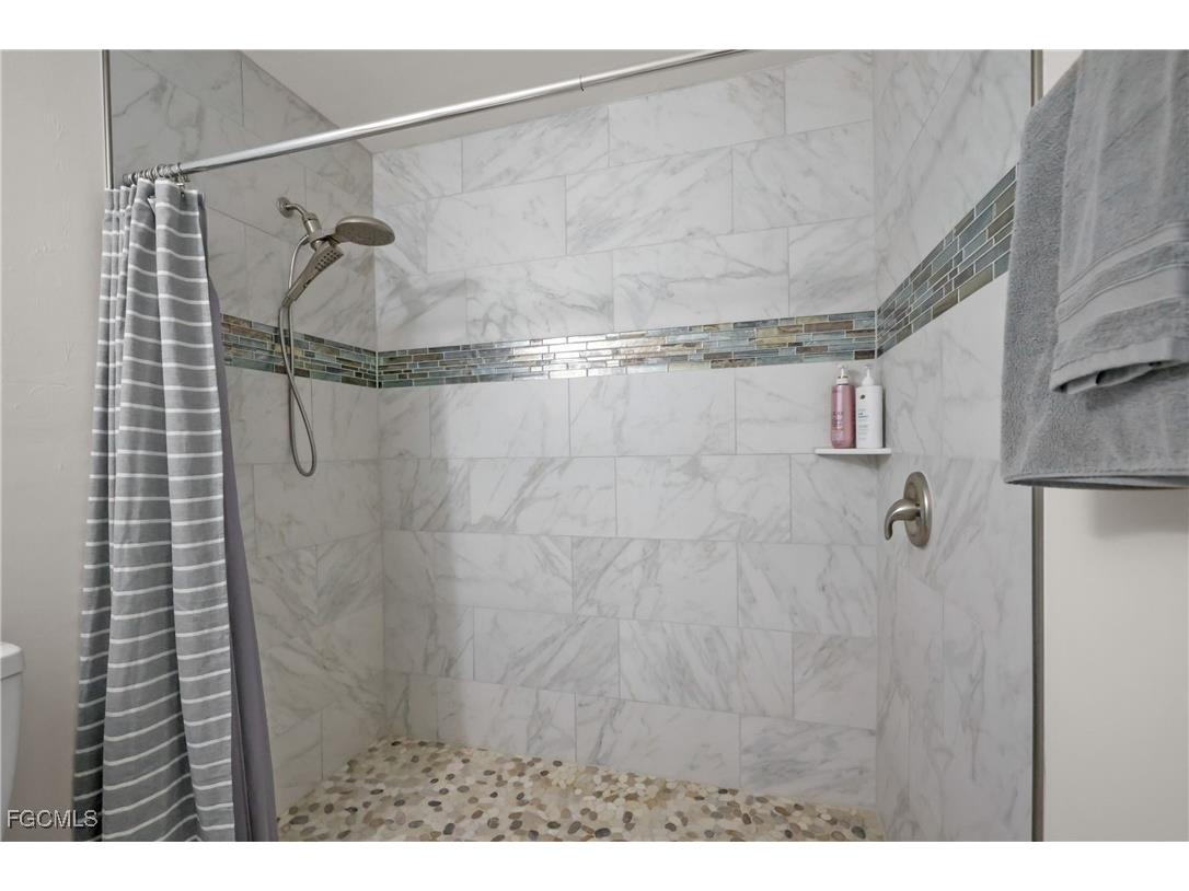 2620 NE 7th Place Cape Coral FL 33909 2025000239 image21