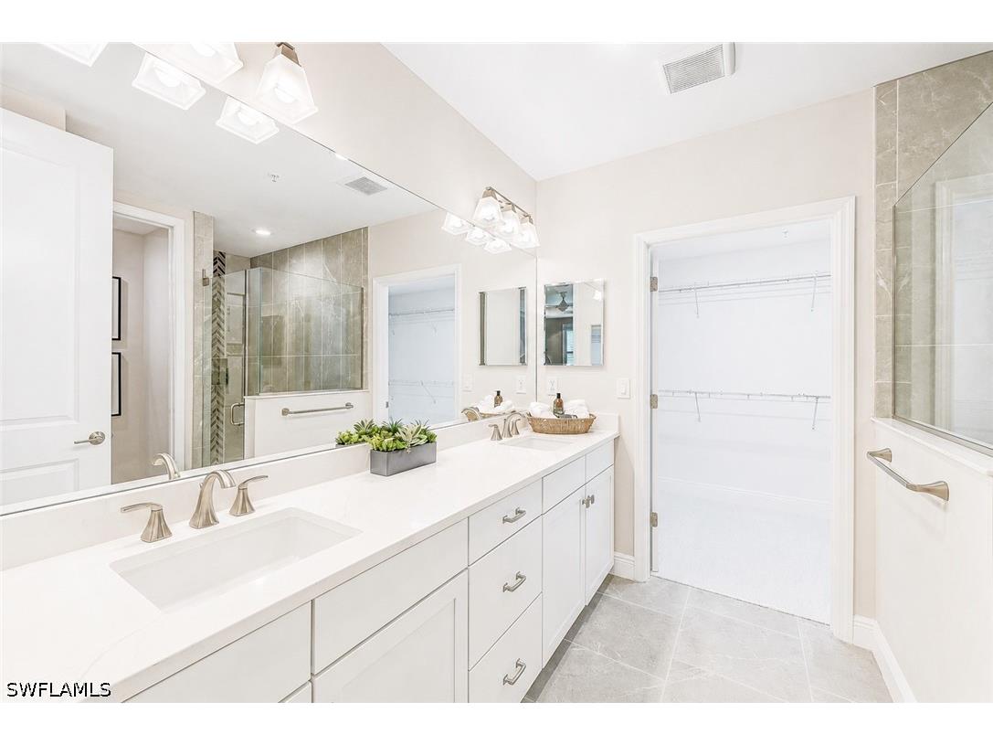 2620 Seychelles Circle #1302 Naples FL 34112 226020771 image17