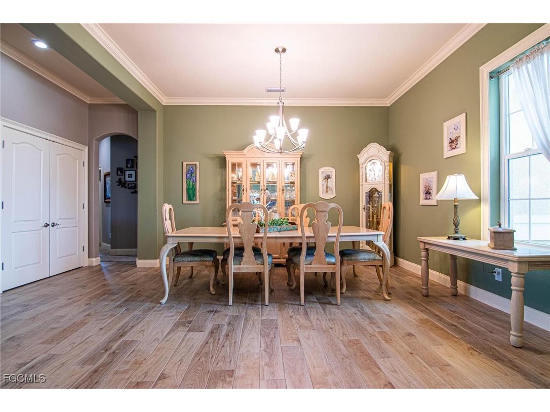 2620 Windwood Place Cape Coral FL 33991 2025009567 image11