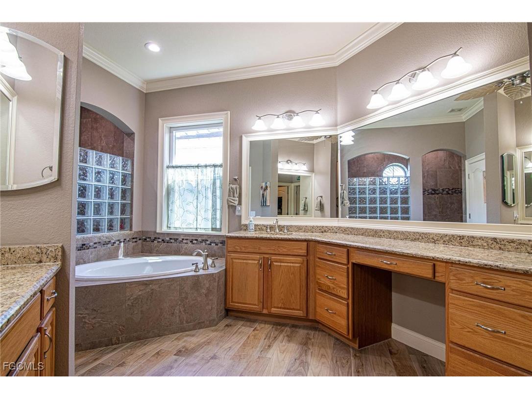 2620 Windwood Place Cape Coral FL 33991 2025009567 image18